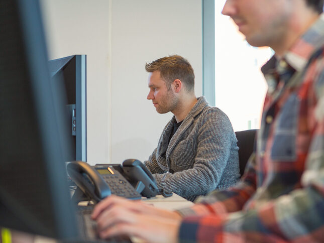 timo en jonathan aan het werk