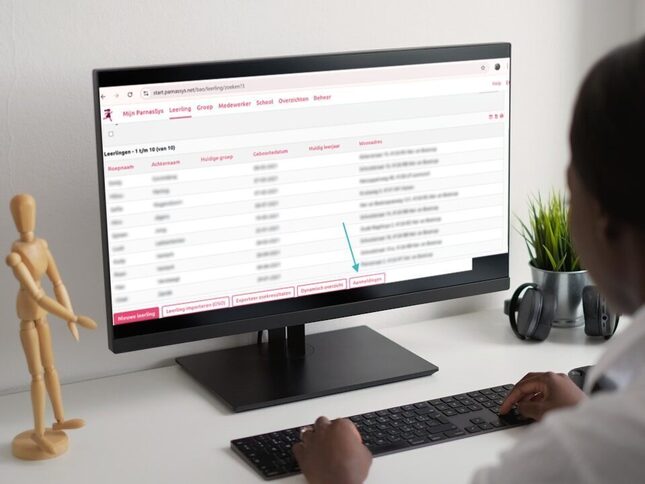 smartmockups_m48lfwvq