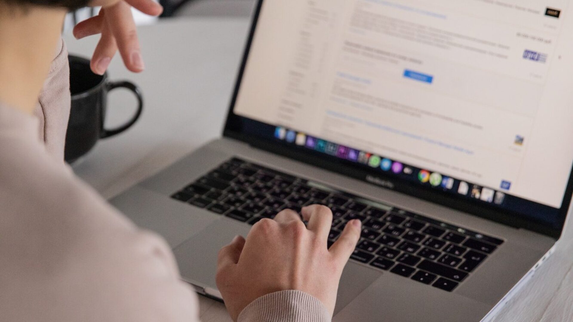 pexels-ekaterina-bolovtsova-4050216